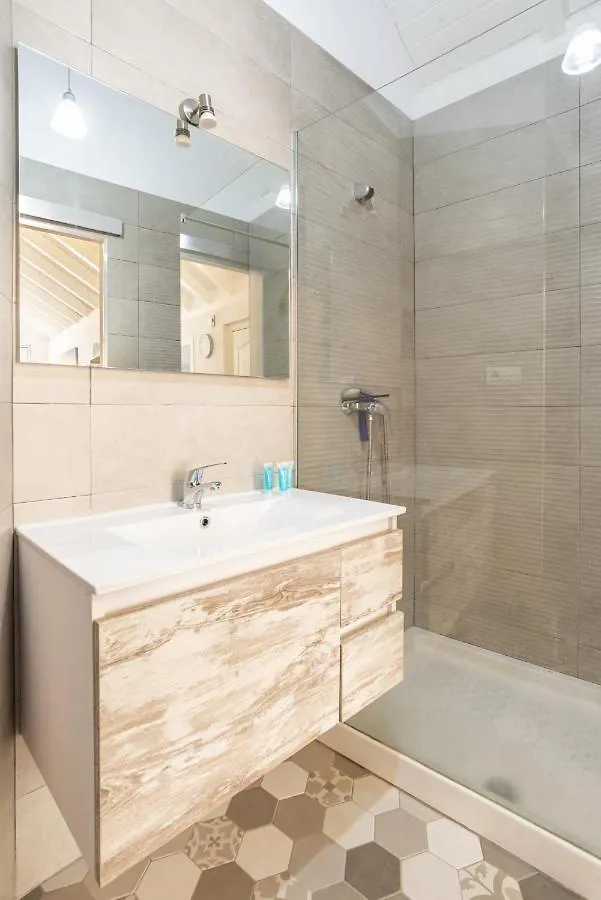 Urbe10 Terrace Constitucion 1 Bedroom Apartment Malaga 0*,